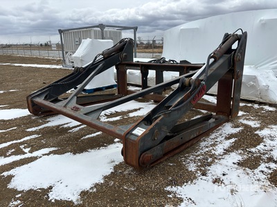 NM Manufacturing 250PPG-12696 94 in Q/C Heavy Duty Wheel Loader Grapple - Fits John Deere 744