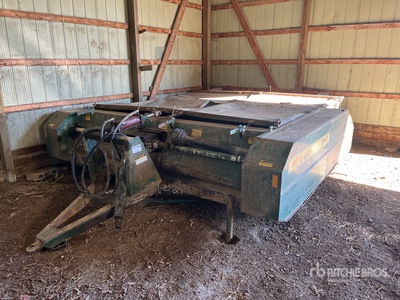 Arts Way 784A 9 ft 6 in pull type Defogliatore per barbabietole