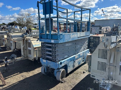 2012 Genie GS3232 Scissor Lift