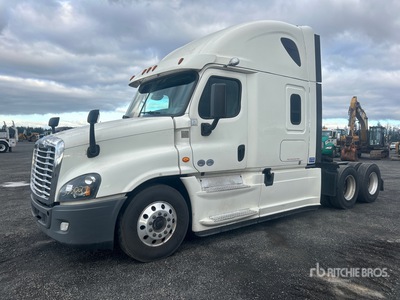 2019 Freightliner Cascadia 125 6x4 T/A Sleeper Truck Tractor
