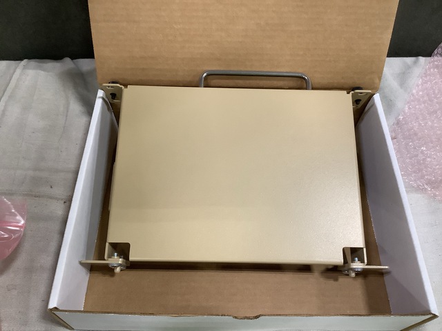 (10) Lockheed Martin 4E22218-101C Universal Shelves