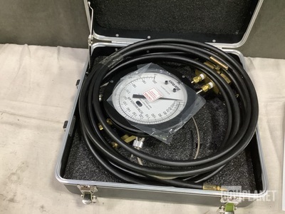 (4) Barton 09ABXXX0200A5BXXXX04 Fluid Flow Indicator Meters