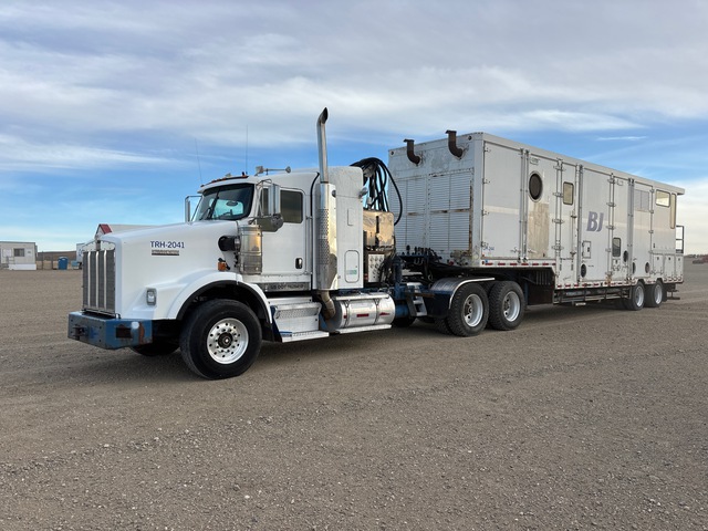 2007 Kenworth T800B 6x4 T/A Sleeper Truck Tractor w/2007 Pearless Concrete Pump