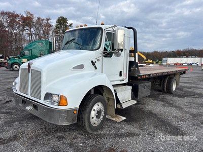 2003 Kenworth T300 4x2 Rollback Truck