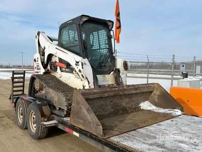 2011 Bobcat T750 لودر بجنزير