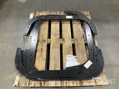 (8) Daimler Trucks North America 15-14076-000 Structural Frame Sections