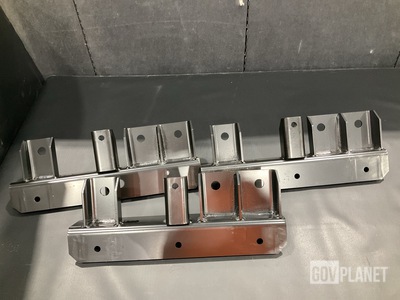 (12) Wheeler Bros 3835074C1 Exhaust System Hangers