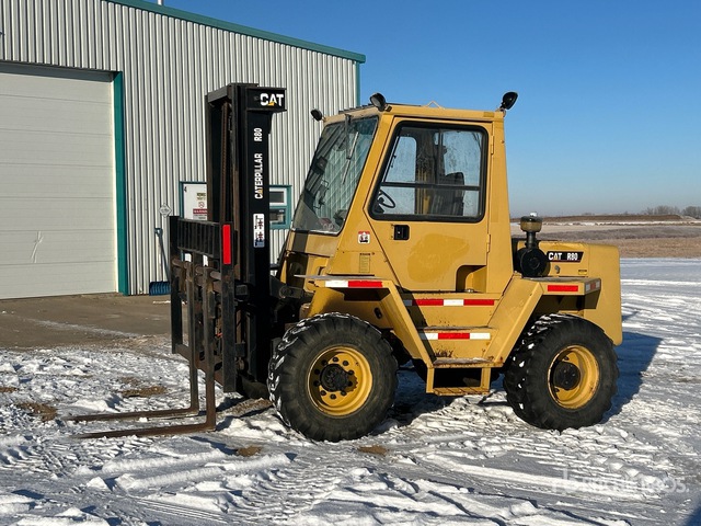 1991 Cat R80 4000 lb 4x4 Rough Terrain Forklift | Ritchie Bros. Auctioneers