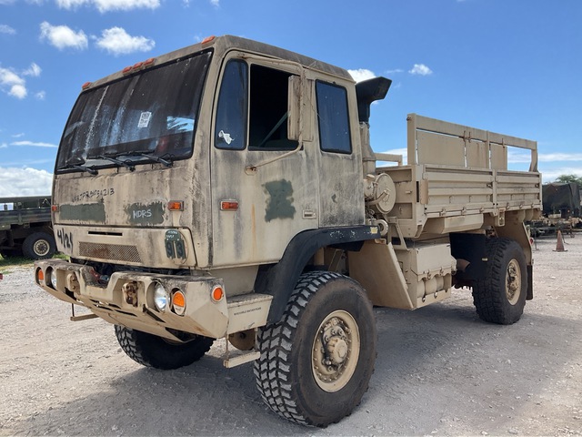 2015 BAE Systems M1078A1 LMTV 4x4 Cargo Truck