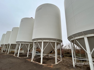 Meridian Smooth Wall Hopper Grain Bin
