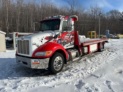 2019 Peterbilt 337 4x2 Portavheiculos