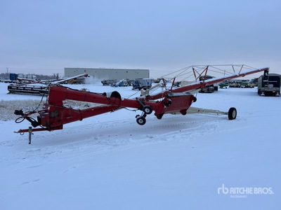 2005 Buhler Farm King Y1370TM 13 in x 70 ft Swing مسمار الحبوب