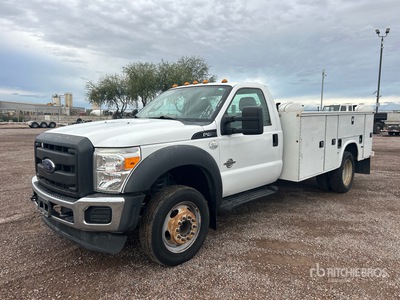 2015 Ford F-450 XL 4x2 Utility Truck