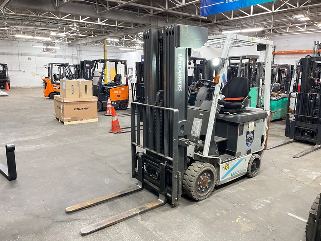 2018 UniCarriers BXC40N 1420 lb Electric Forklift