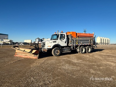 2011 Freightliner M2 112V 6x4 Camión con pala para nieve
