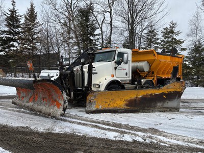 2012 Kenworth T800 8x6 Twin-Steer Snow Plow Truck