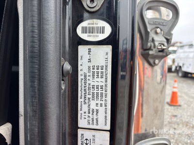 2014 Hino 338 4x2 Refrigerated Truck