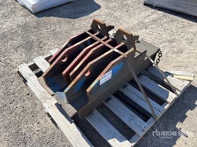 Quantity of (2) Metal Brackets