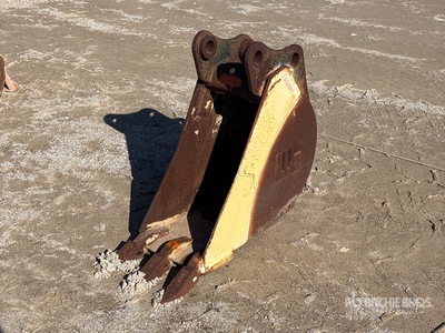 Werk-Brau 12 in Digging Excavator Bucket