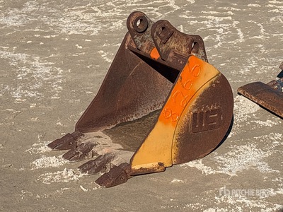 Geith 20 in Digging Bucket