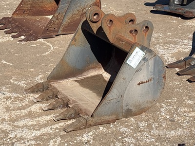 Case 24 in Digging Excavator Bucket - Fits Case CX27B