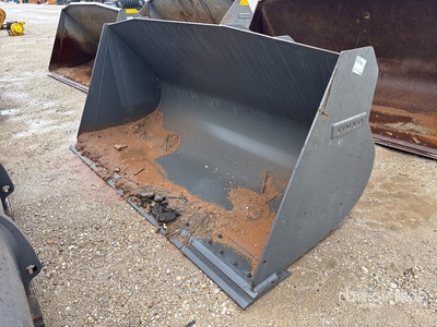 Volvo 104 in 3 cyd Q/C General Purpose Wheel Loader Bucket