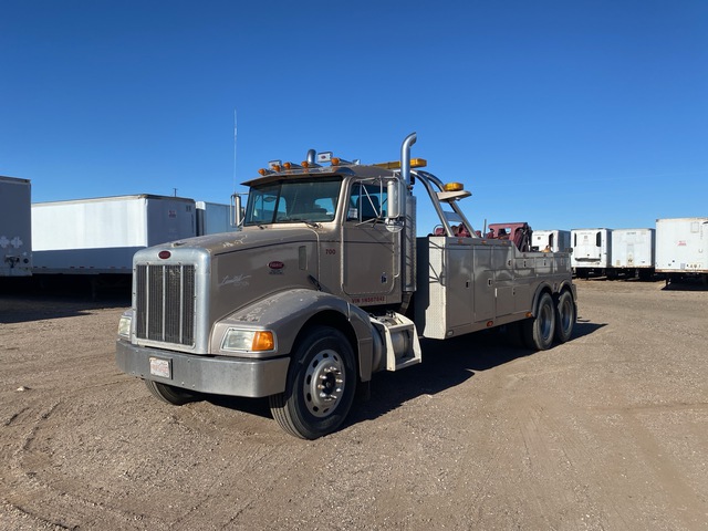 2001 Peterbilt 385 6x4 Tow Truck
