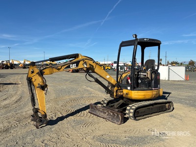 2005 Cat 303 Mini Excavator