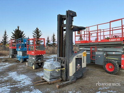 2002 Crown RR5220-45 4450 lb Reach Truck