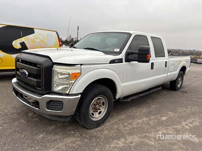 2012 Ford F-250 XL 4x2 Crew Cab بيك اب (Inoperable)