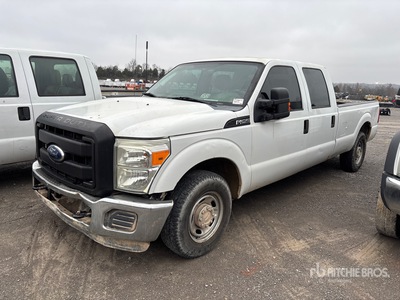 2012 Ford F-250 XL 4x2 Crew Cab بيك اب (Inoperable)