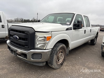 2012 Ford F-250 XL 4x2 Crew Cab بيك اب (Inoperable)