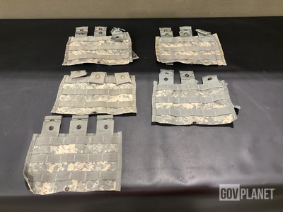 (89) M4 Three Mag Pouches