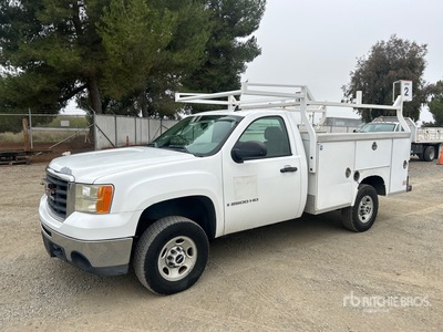 2007 GMC Sierra 2500HD 4x2 Camión Utilitario