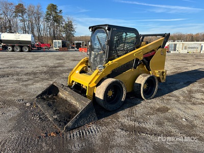 2019 Cat 272D2 XHP Kompaktlader
