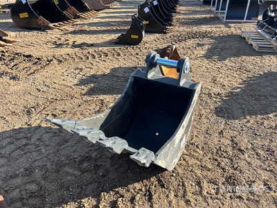 CNH 22 in Q/C Digging Excavator Bucket