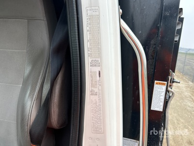 2014 Freightliner M2 106 6x4 Flatbed Truck