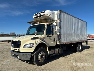 2019 Freightliner M2 106 4x2 冷蔵トラック