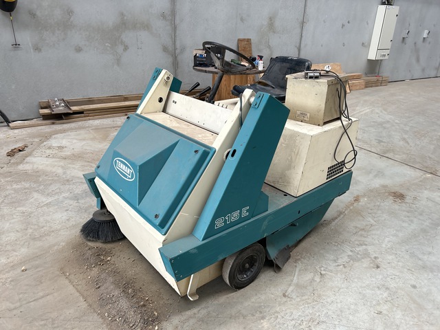 Tennant 215 E Ride-On Electric Sweeper