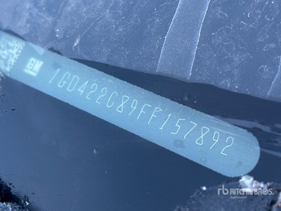 2015 GMC Sierra 3500HD SLE 4x4 Crew Cab Cab & Chassis