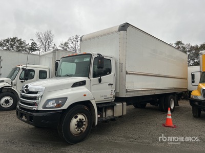 2019 Hino 268 4x2 Van Truck