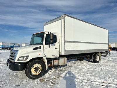 2019 Hino 268 4x2 Van Truck
