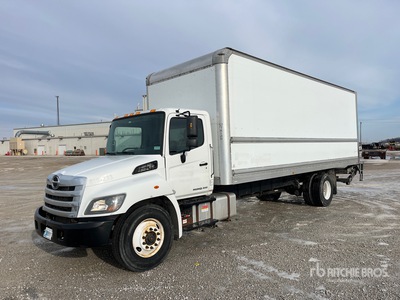 2019 Hino 268 4x2 Van Truck
