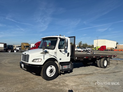 2019 Freightliner M2 106 4x2 Flatbed Truck