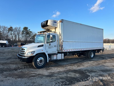 2020 Hino 338 4x2 Gekoelde Vrachtwagen