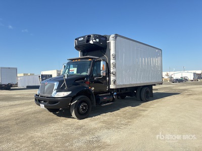 2018 International 4300 4x2 Refrigerated Truck