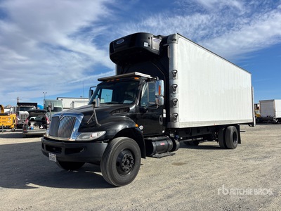 2018 International 4300 4x2 Refrigerated Truck