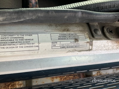 2007 Peterbilt 378 8x4 Tri/A Dump Truck