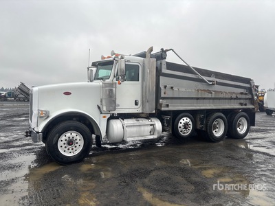 2016 Peterbilt 367 8x4 Tri/A Dump Truck