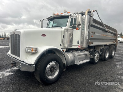 2016 Peterbilt 367 8x4 Tri/A Dump Truck